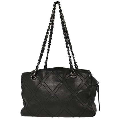 Chanel Black Lambskin Diamond Stitch Handbag