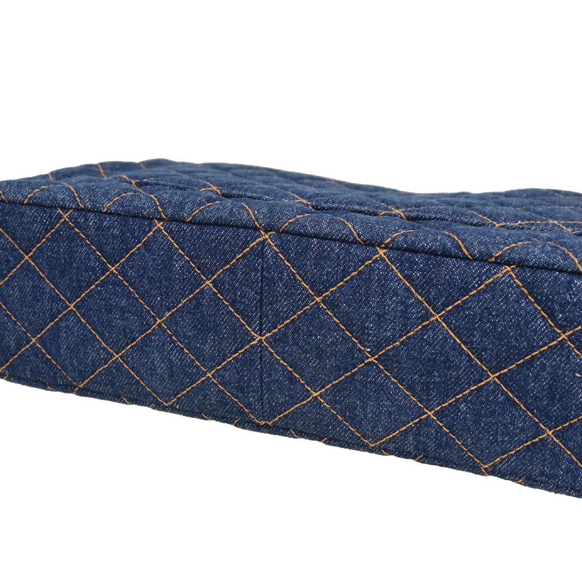 Chanel 1996-1997 Blue Denim Jumbo Classic Flap Shoulder Bag