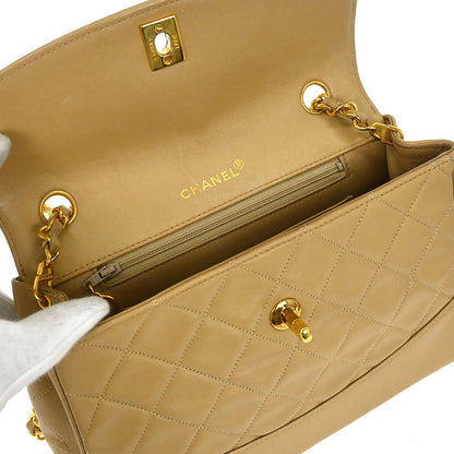 Chanel 1989-1991 Beige Lambskin Single Flap Shoulder Bag