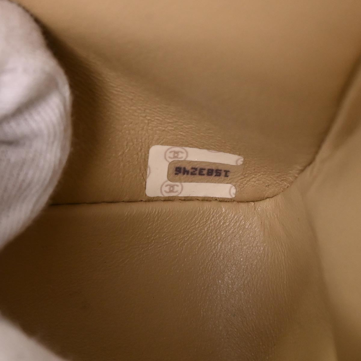 Chanel 1989-1991 Beige Lambskin Small Classic Double Flap Shoulder Bag