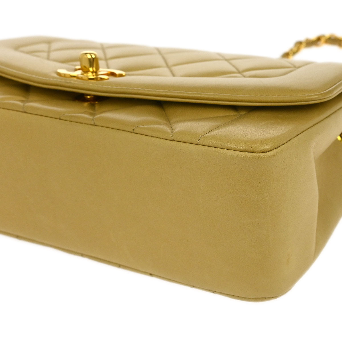 Chanel 1991-1994 Beige Lambskin Small Diana Shoulder Bag