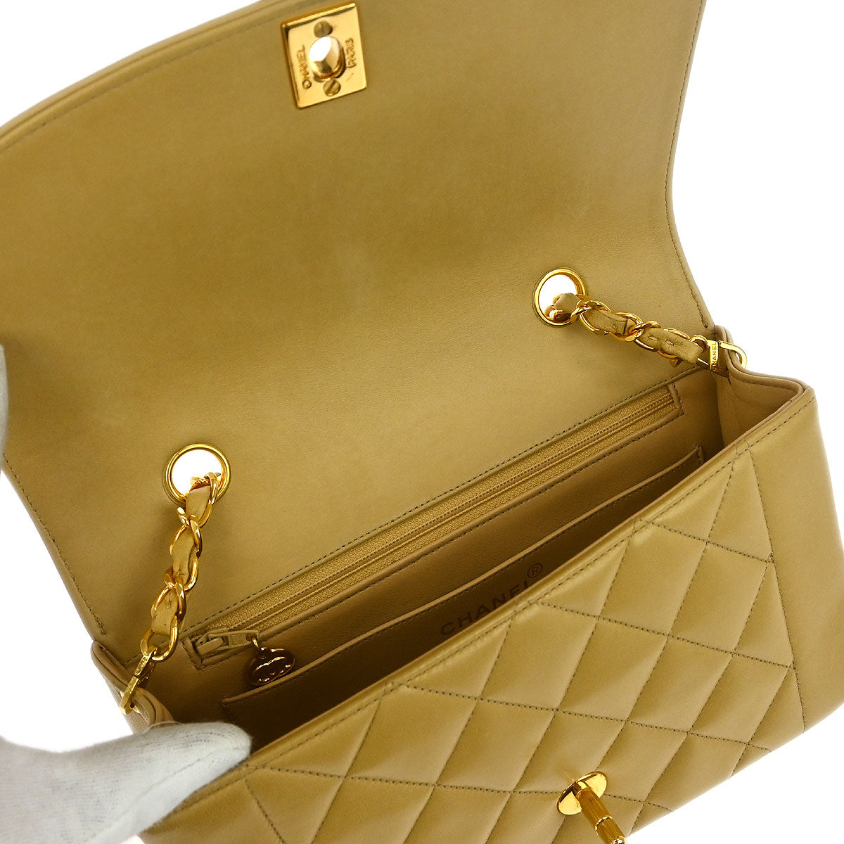 Chanel 1991-1994 Beige Lambskin Small Diana Shoulder Bag