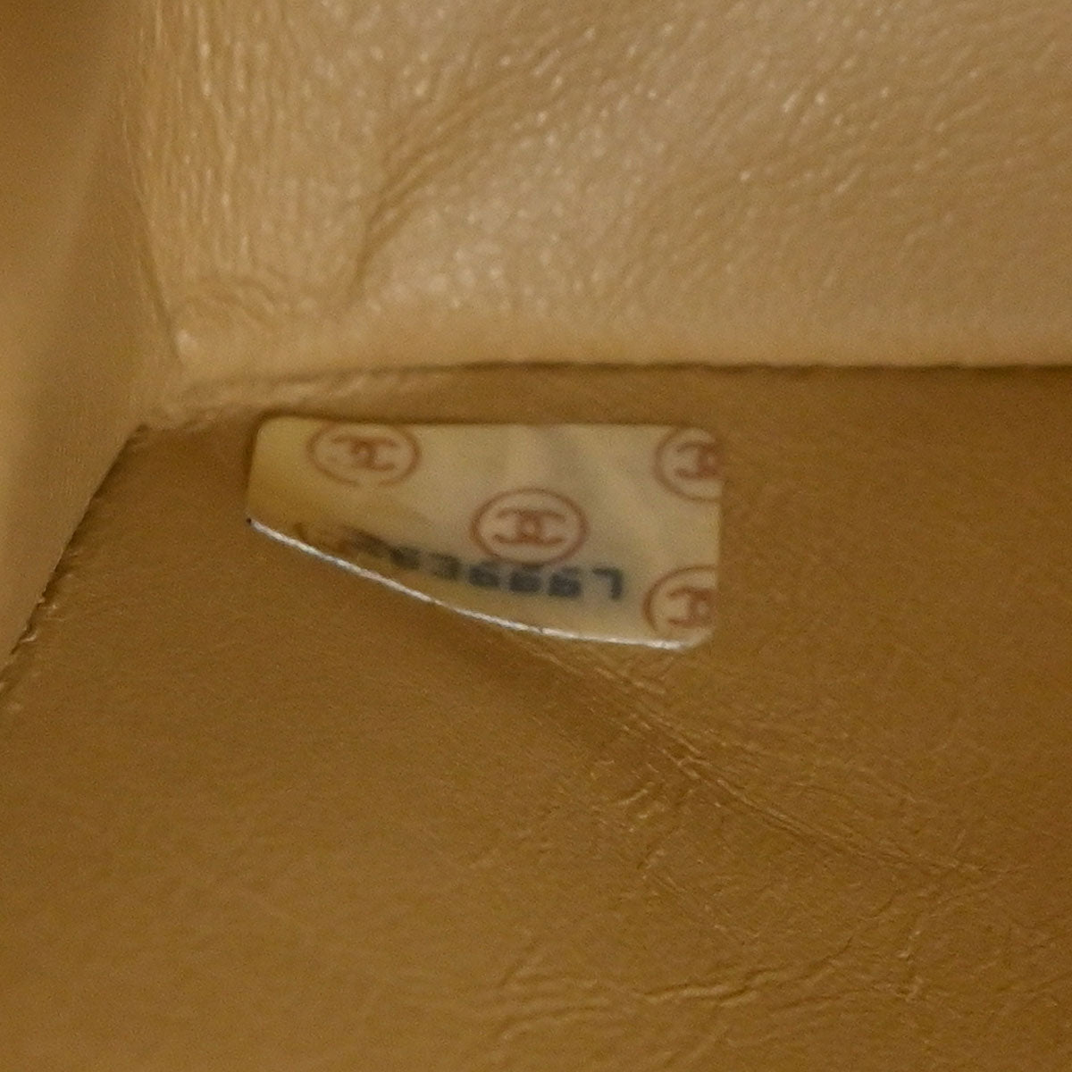 Chanel 1991-1994 Beige Lambskin Small Diana Shoulder Bag