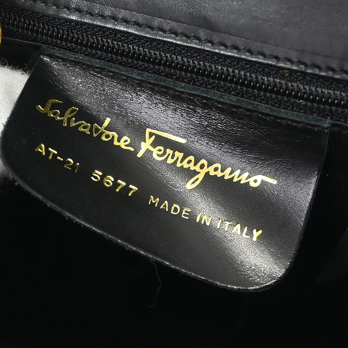 Salvatore Ferragamo Black Leather Vara Bow 2way Shoulder Handbag