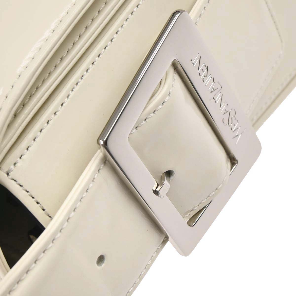 Yves Saint Laurent White Leather Handbag