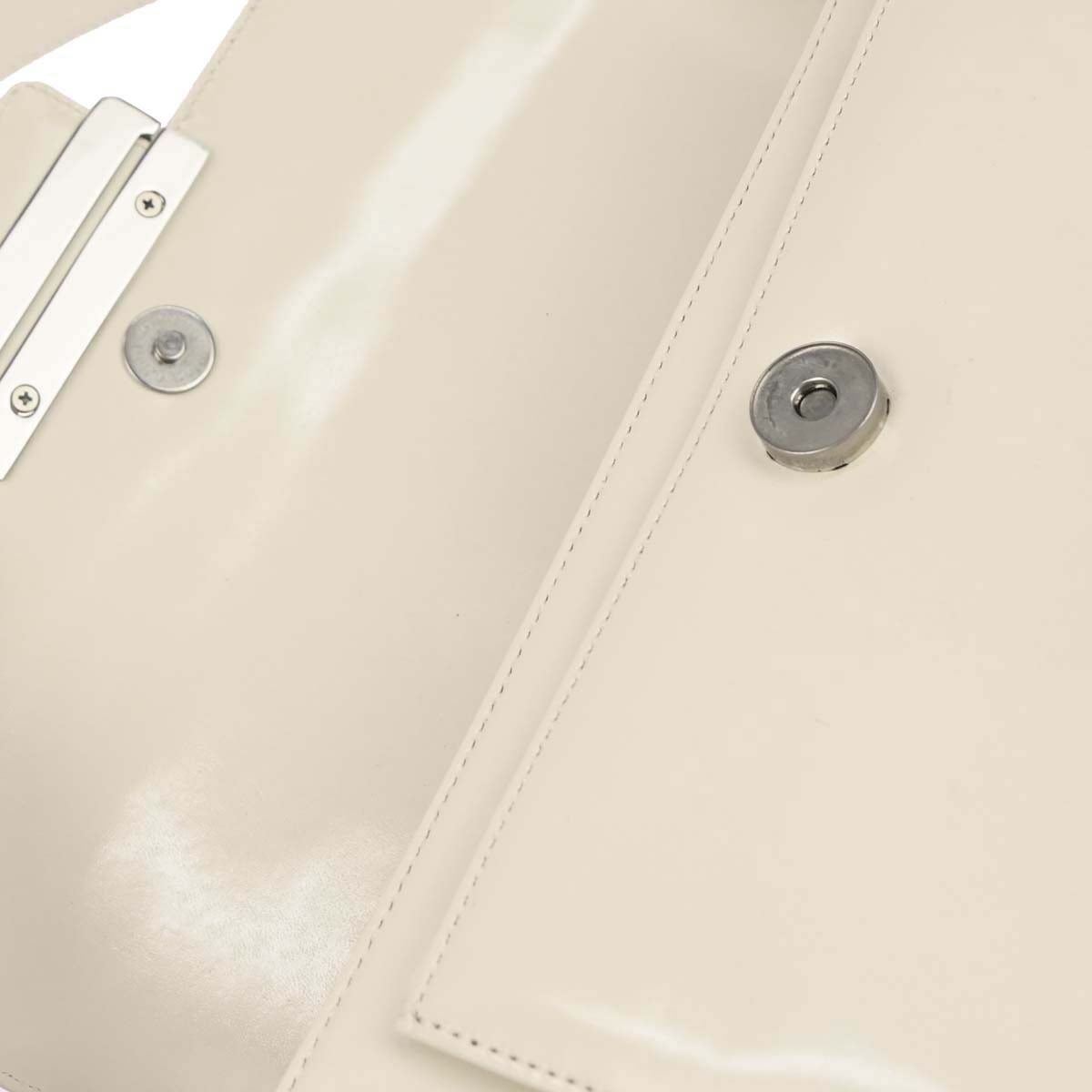 Yves Saint Laurent White Leather Handbag