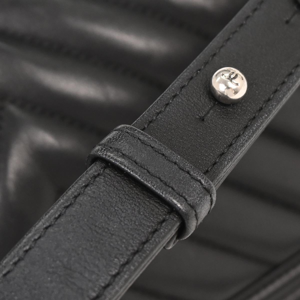 Boy Chanel 2016-2017 Black Lambskin Medium Shoulder Bag