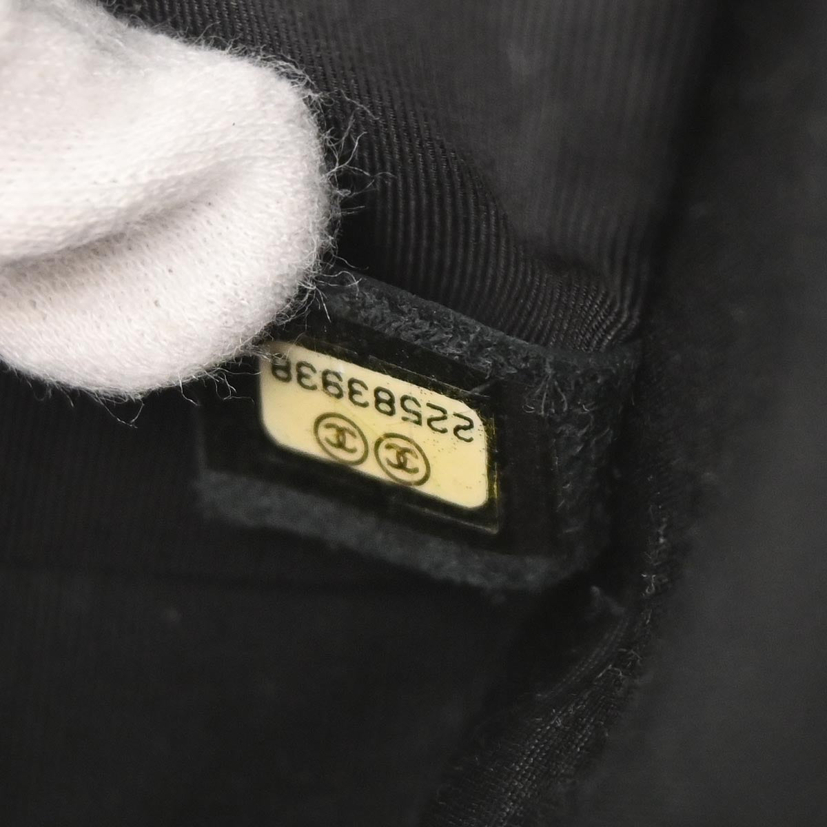 Boy Chanel 2016-2017 Black Lambskin Medium Shoulder Bag