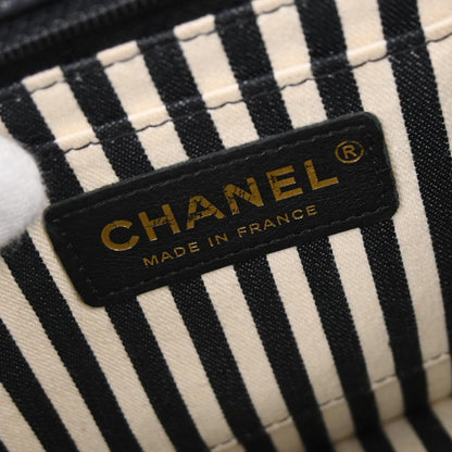 Chanel Black Calfskin Chevron Shoulder Bag