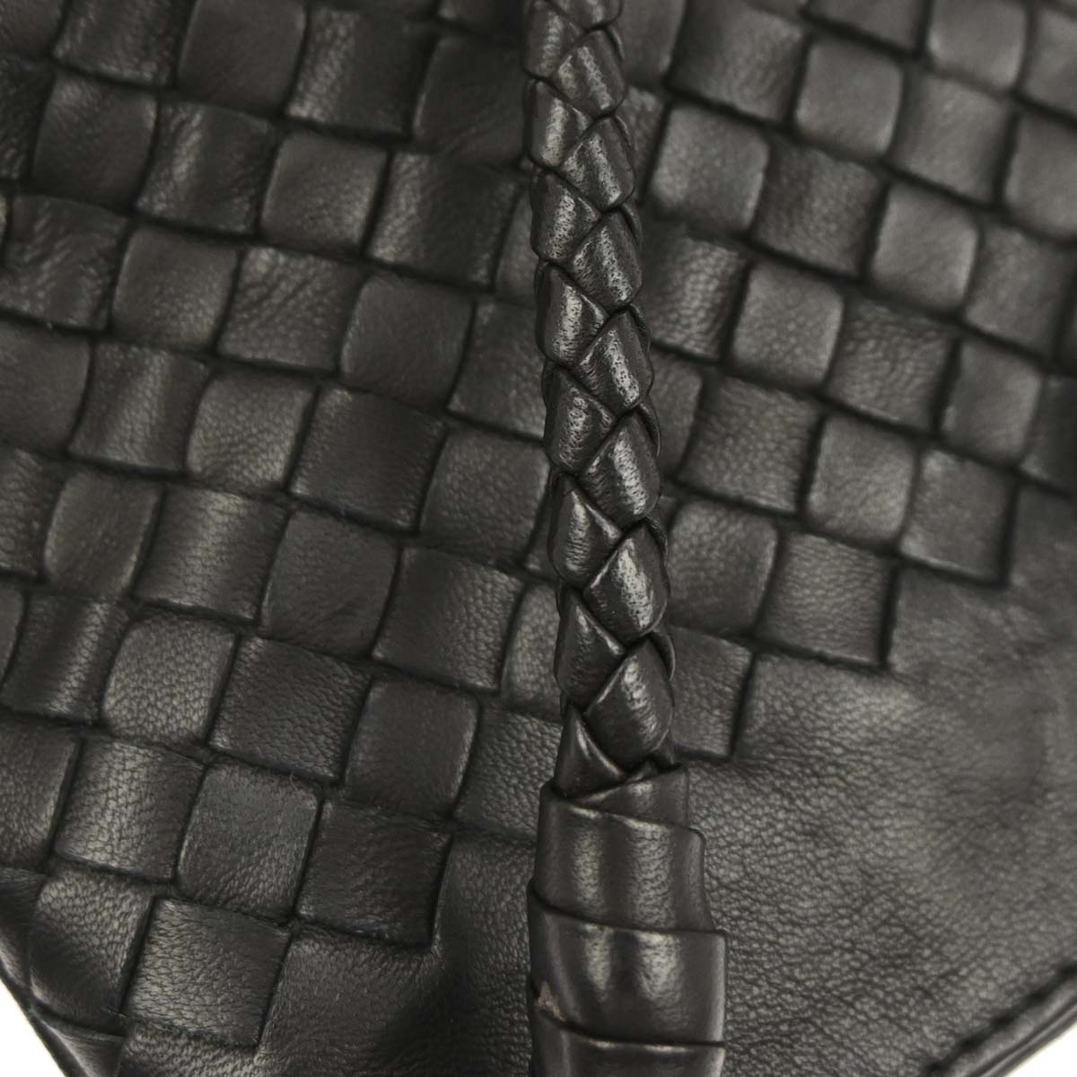 Bottega Veneta Black Lambskin Intrecciato Handbag