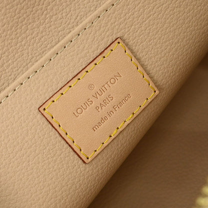 Louis Vuitton 2018 Damier Azur Pochette Cosmetic GM N23346