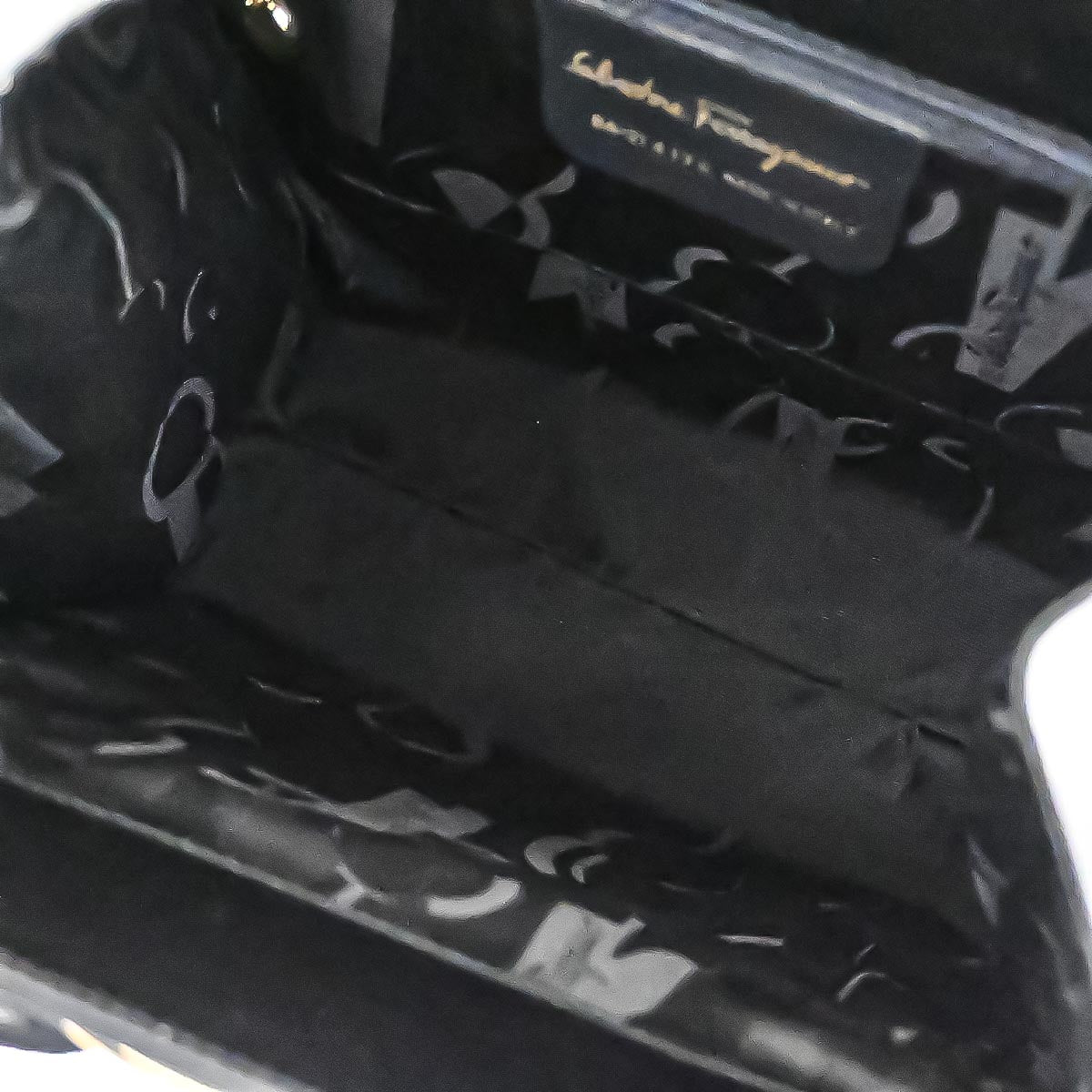 Salvatore Ferragamo Black Vara Bow 2way Shoulder Handbag