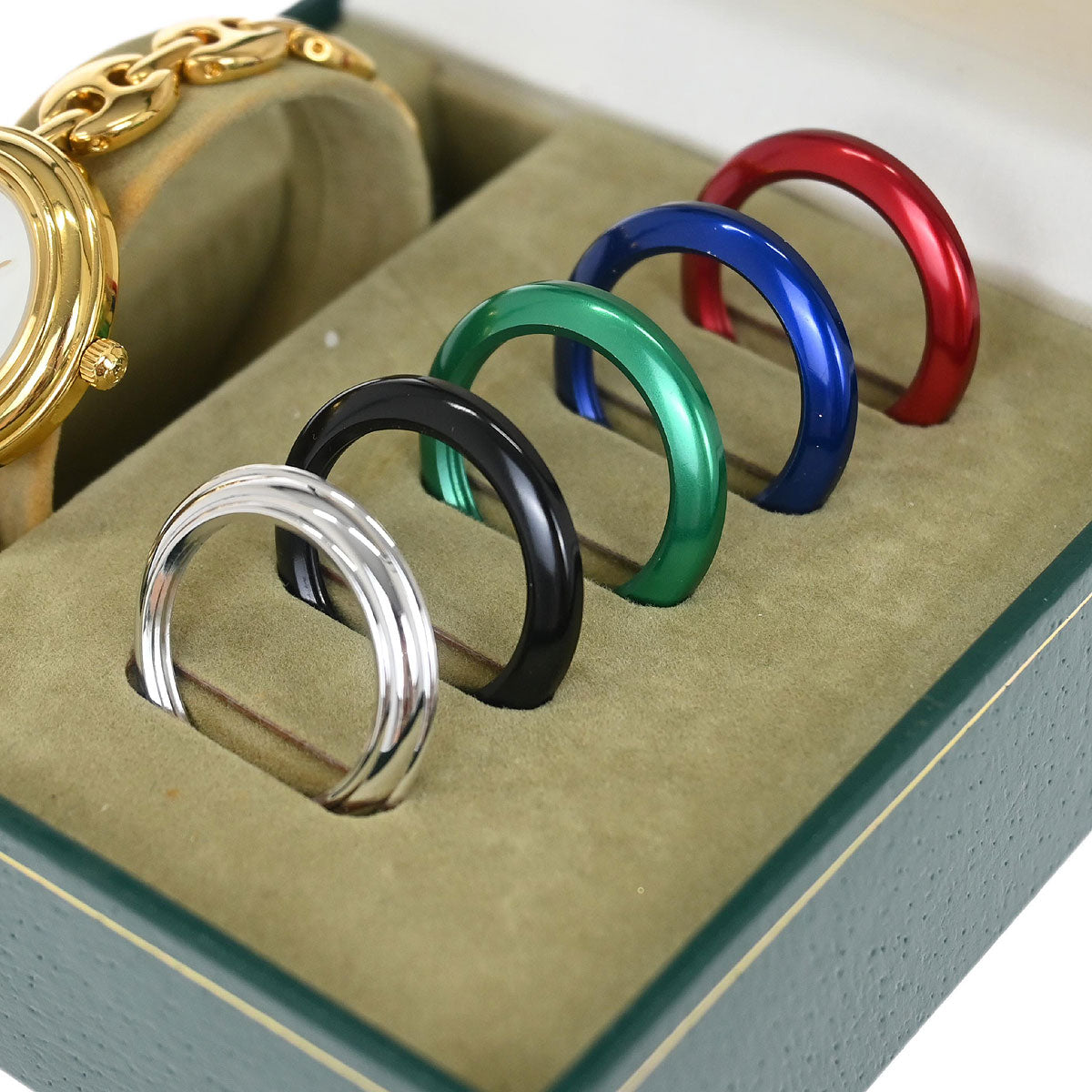 Gucci 11/12.2 Change Bezel Chameleon Quartz Watch SS