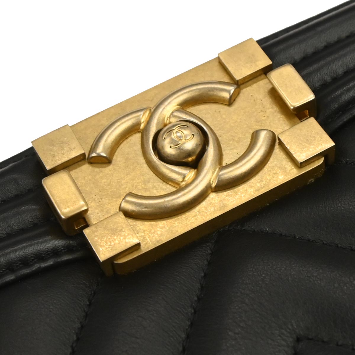 Boy Chanel Black Lambskin Small Chain Shoulder Bag