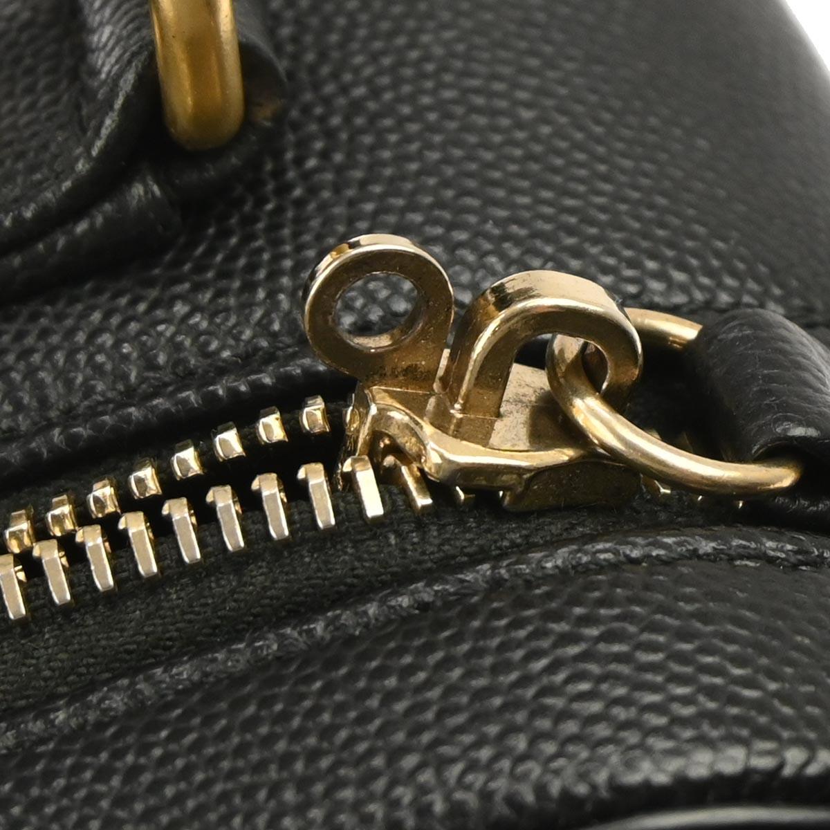 Chanel 2019 Black Caviar CC Filigree 2way Vanity Shoulder Handbag