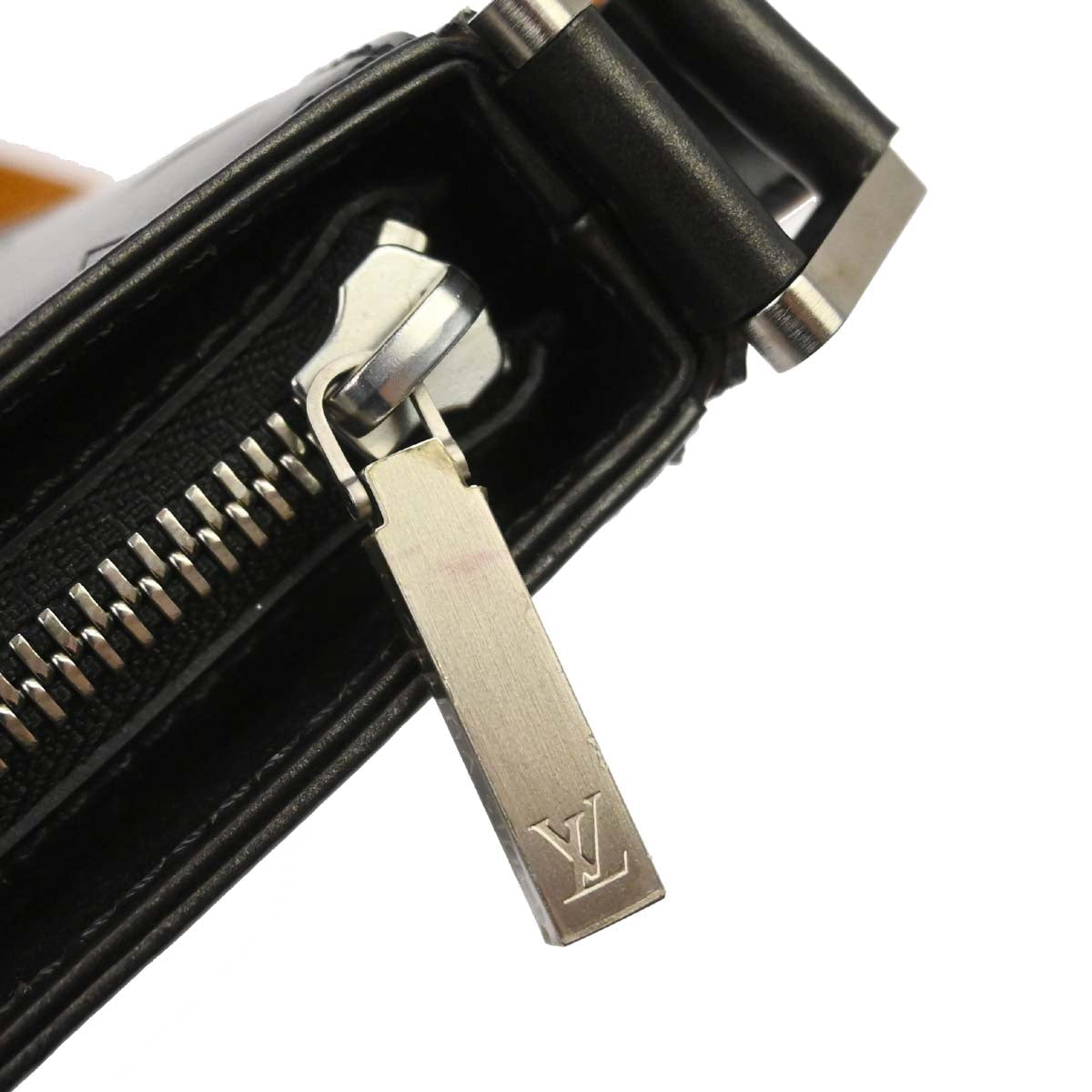 Louis Vuitton Black Monogram Mat Fowler Handbag M55142