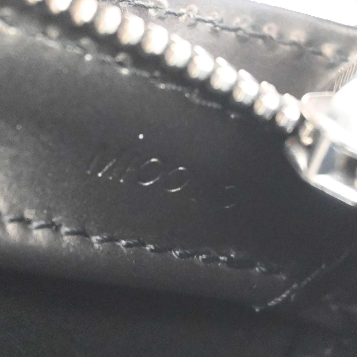 Louis Vuitton Black Monogram Mat Fowler Handbag M55142