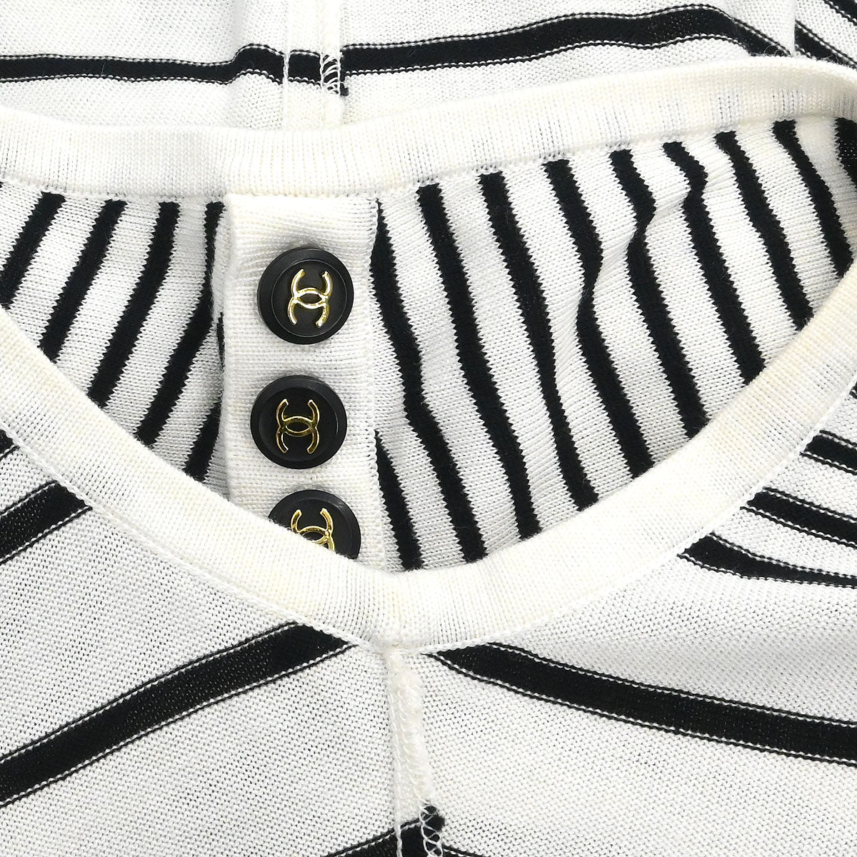 Chanel 1996 Sleeveless Tank Top White #36