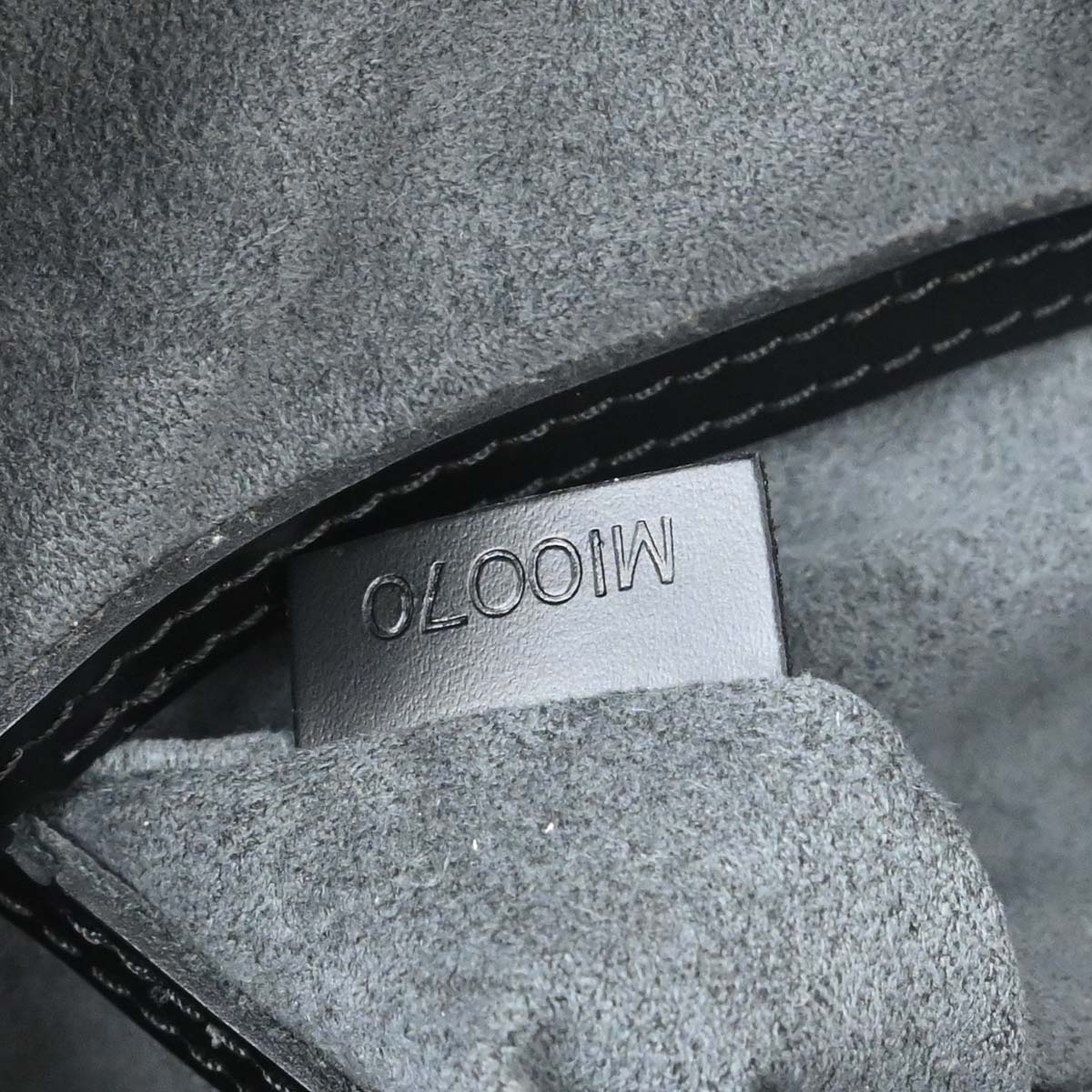 Louis Vuitton Black Epi Alma Handbag M52142