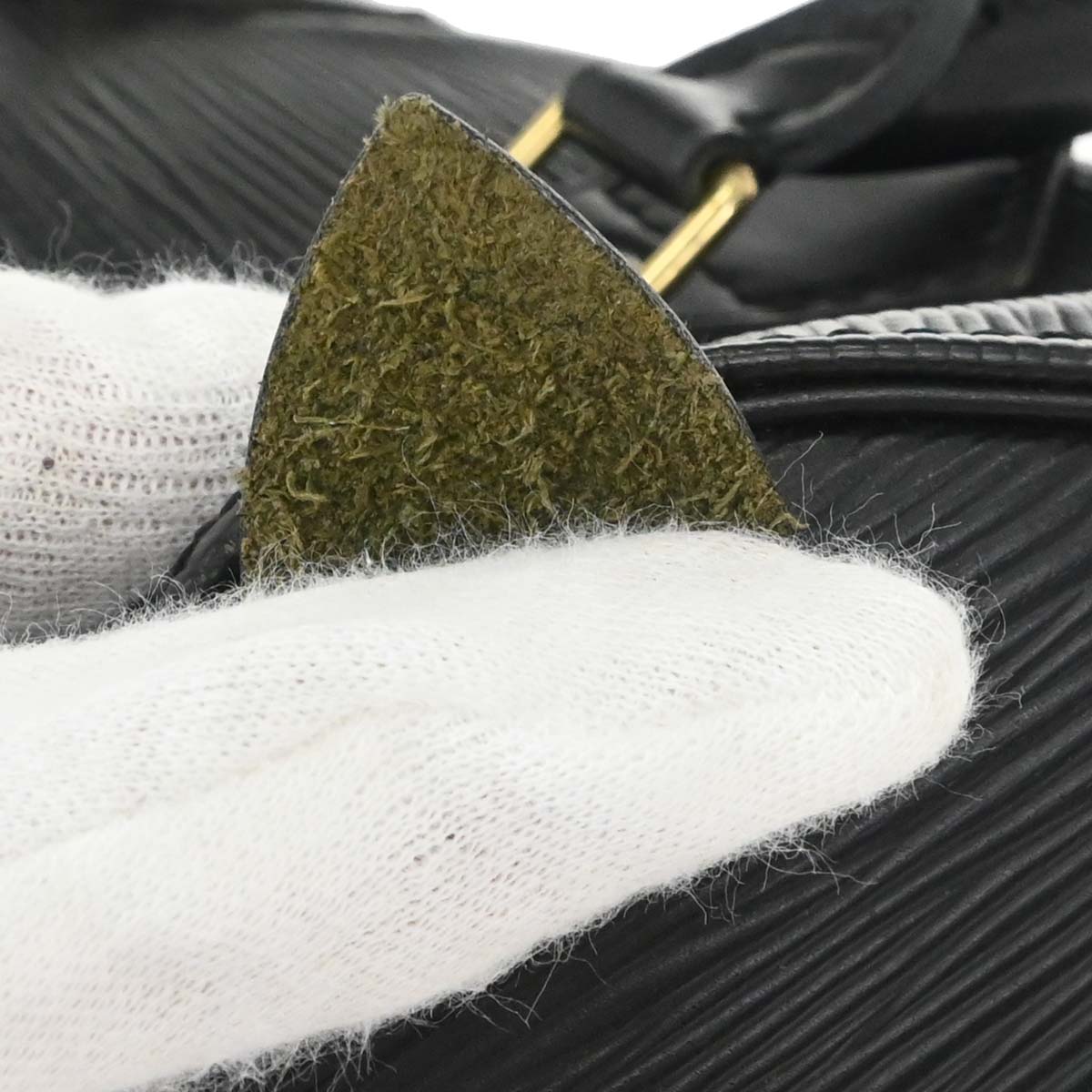 Louis Vuitton Black Epi Speedy 25 Handbag M43012