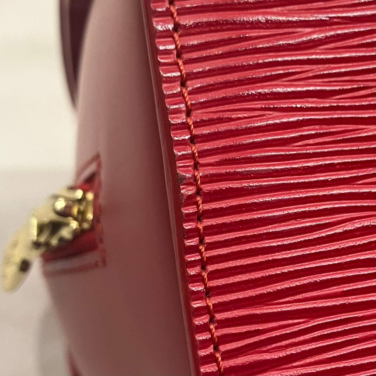 Louis Vuitton Red Epi Pont Neuf Handbag M52057