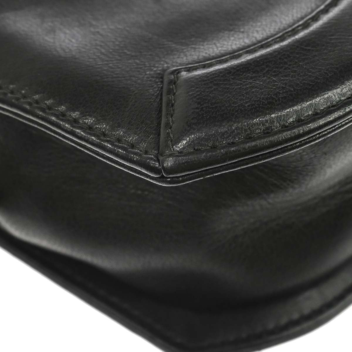 Chanel 1989-1991 Black Lambskin Jumbo CC Tassel Single Chain Shoulder Bag