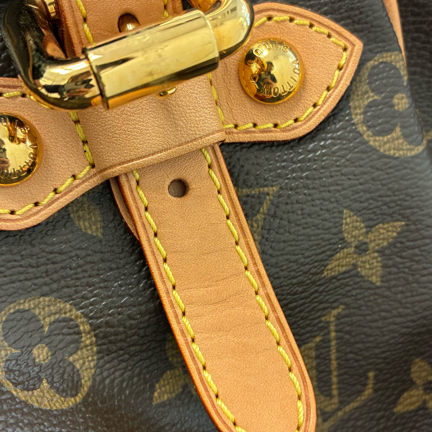 Louis Vuitton Monogram Tivoli GM Handbag M40144