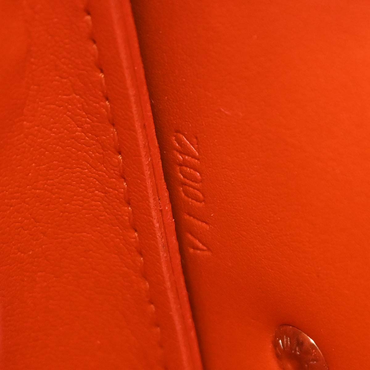Louis Vuitton 2002 Orange Vernis Flower Lexington Handbag M92247