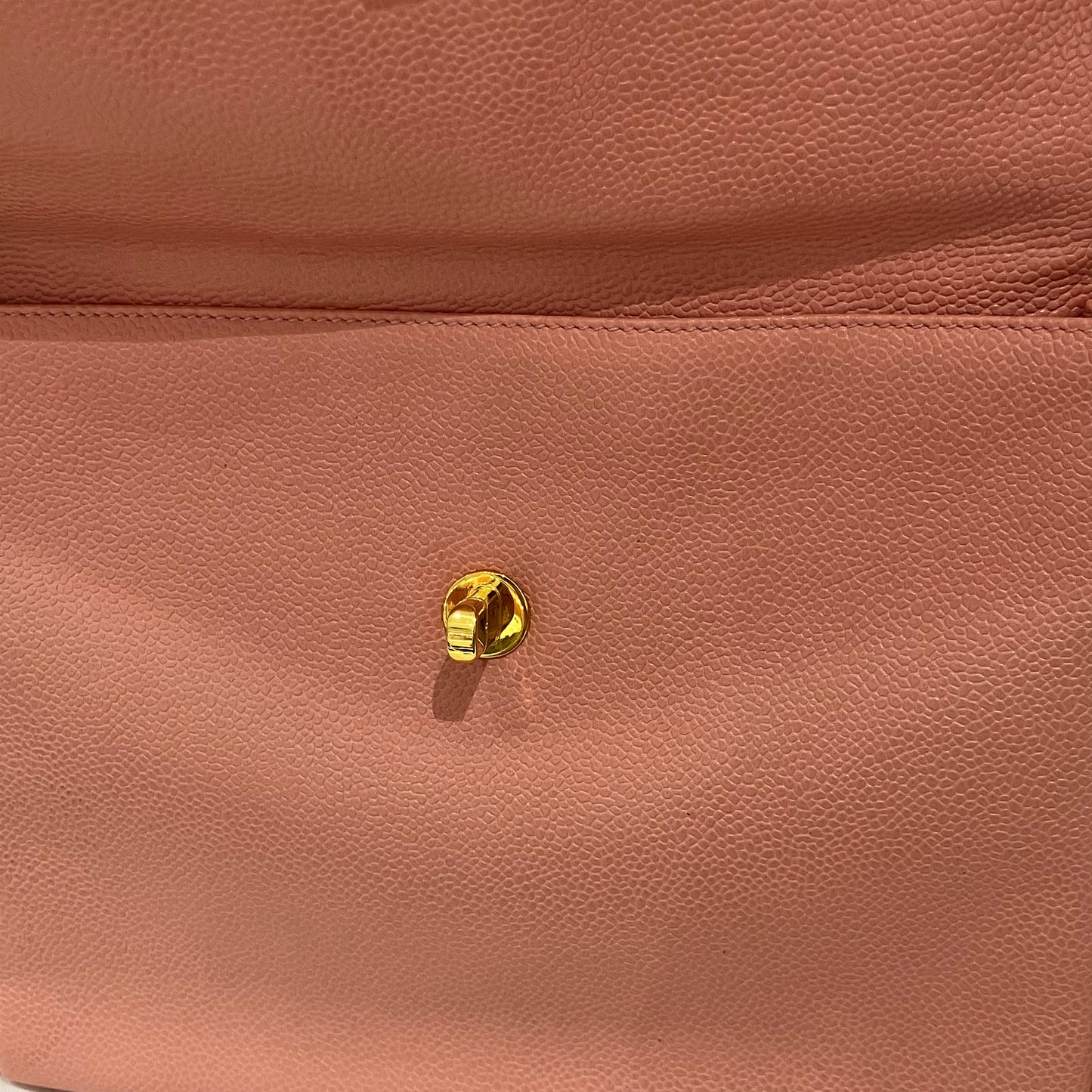 Chanel 1994-1996 Pink Caviar Chain Shoulder Bag