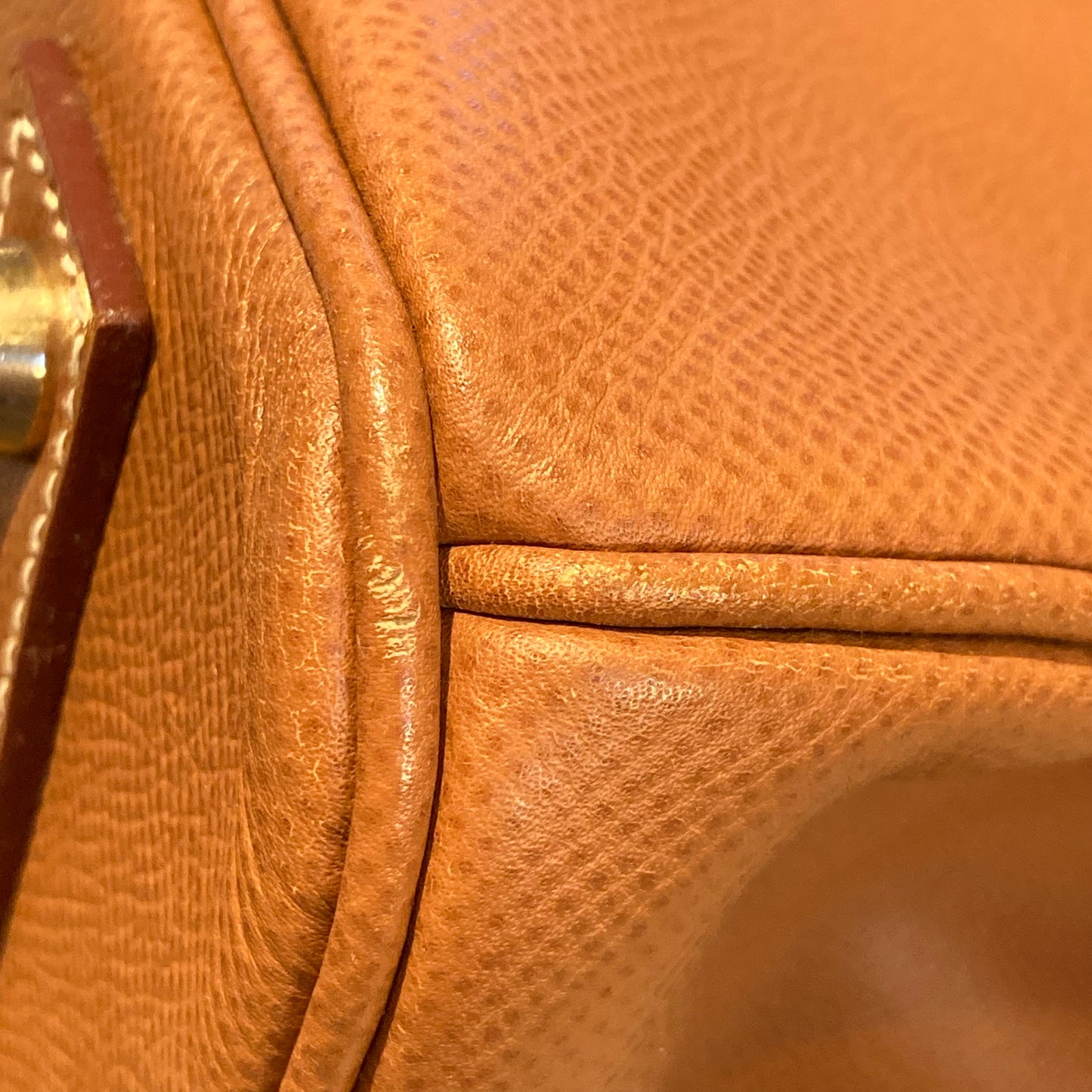 Hermes 2001 Gold Courchevel Birkin 40 Handbag