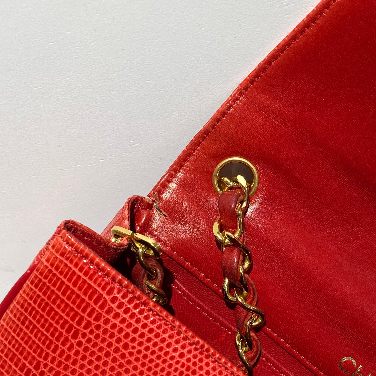 Chanel 1989-1991 Red Lizard Pointed Flap Bag Mini
