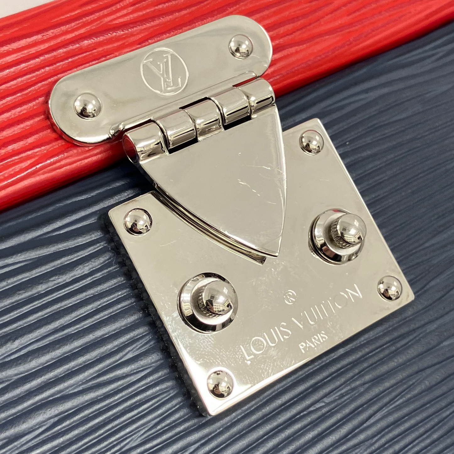 Louis Vuitton Navy Red Epi Bleecker Box Handbag M52466