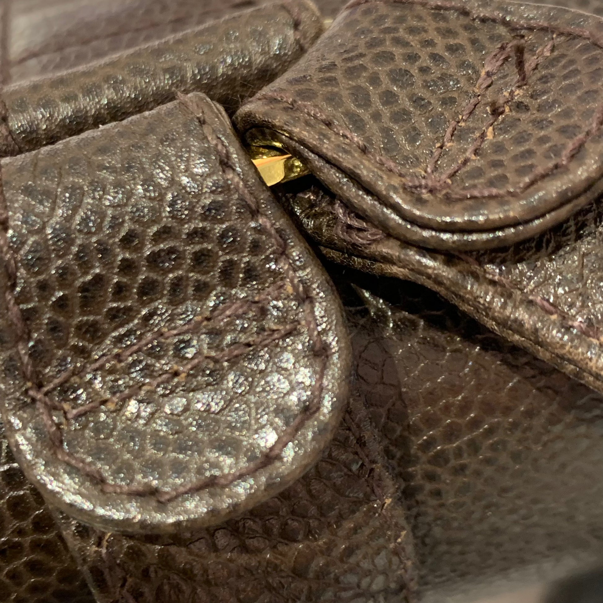 【追跡付】ランウェイモデル着♡クラッチwithチェーン Chanel Beige/Black Quilted Calfskin Leather Gabrielle Clutch