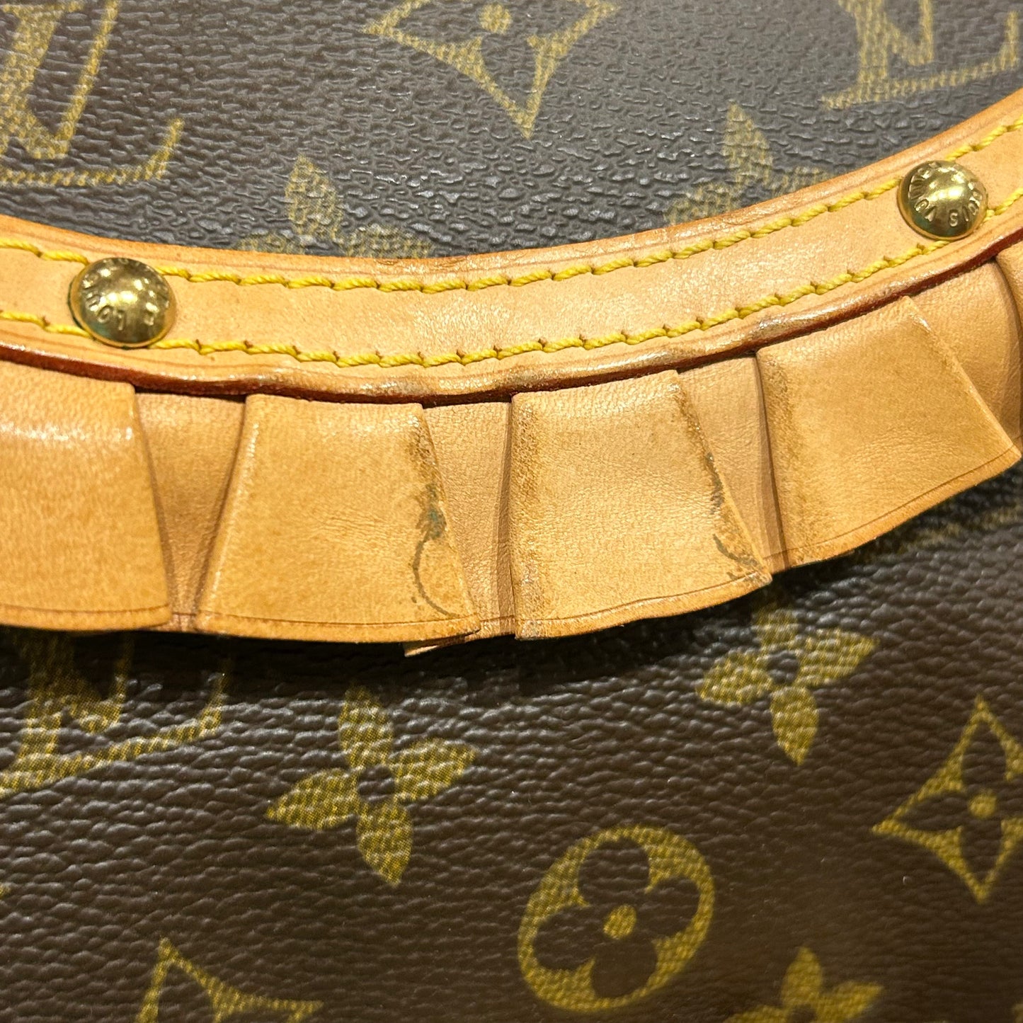 Louis Vuitton 2004 Monogram Leonor Handbag M92394