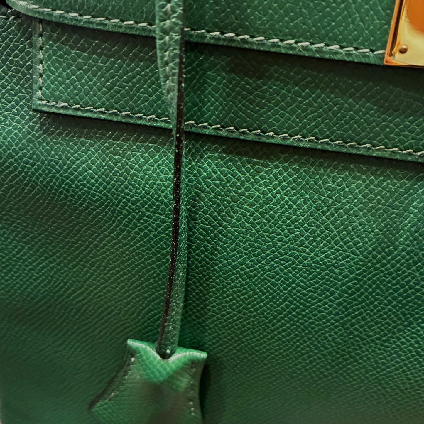 Hermes Green Courchevel Kelly 28 Retourne Bag