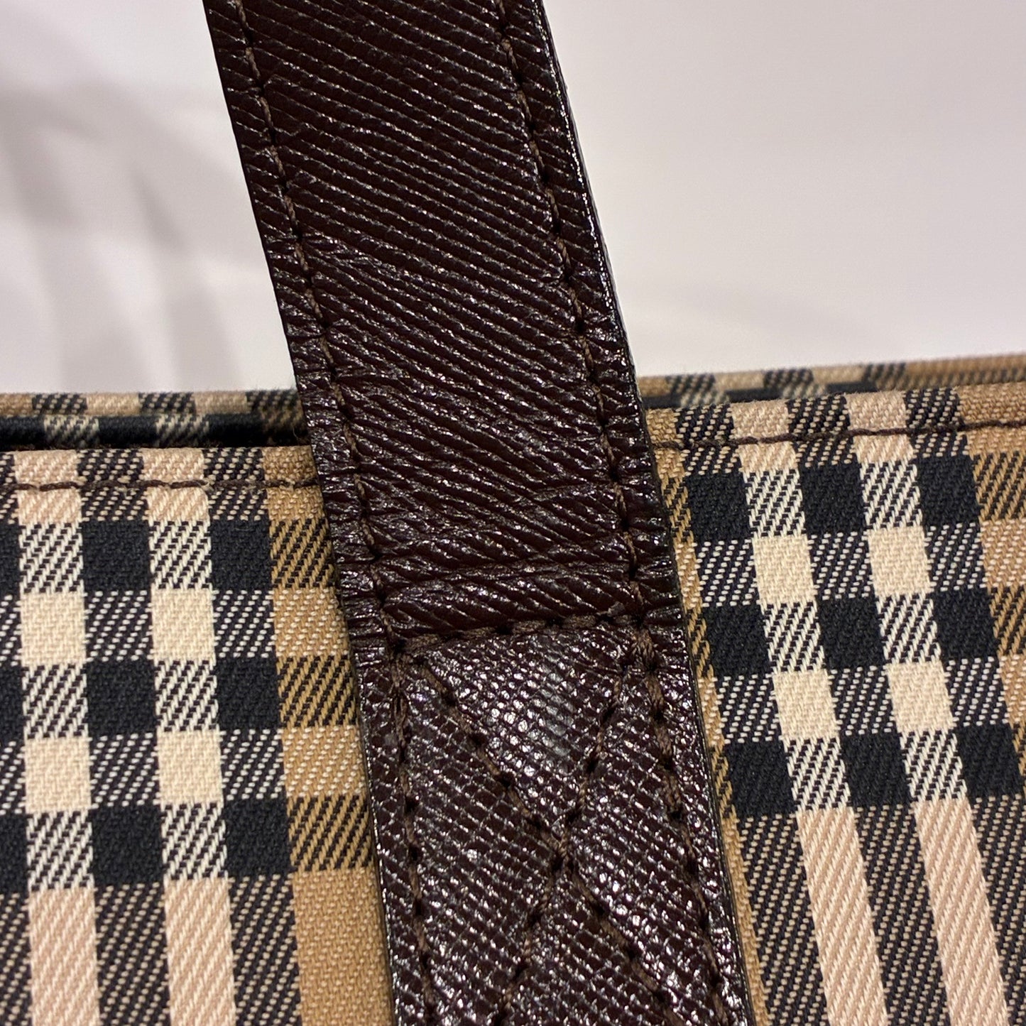Burberrys Beige House Check Tote Bag
