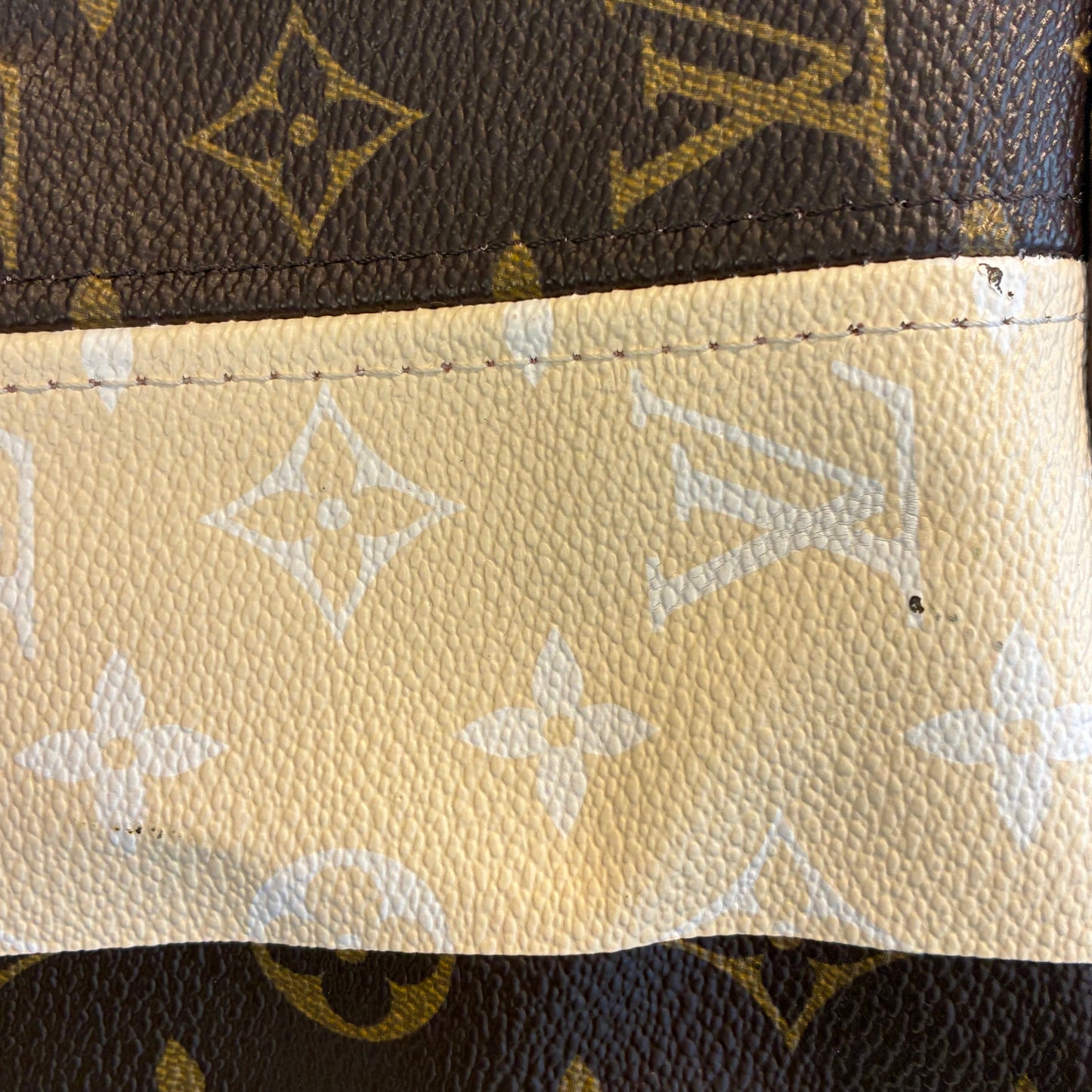 Louis Vuitton 2011 Neverfull TGM Monogram Rayures M40562