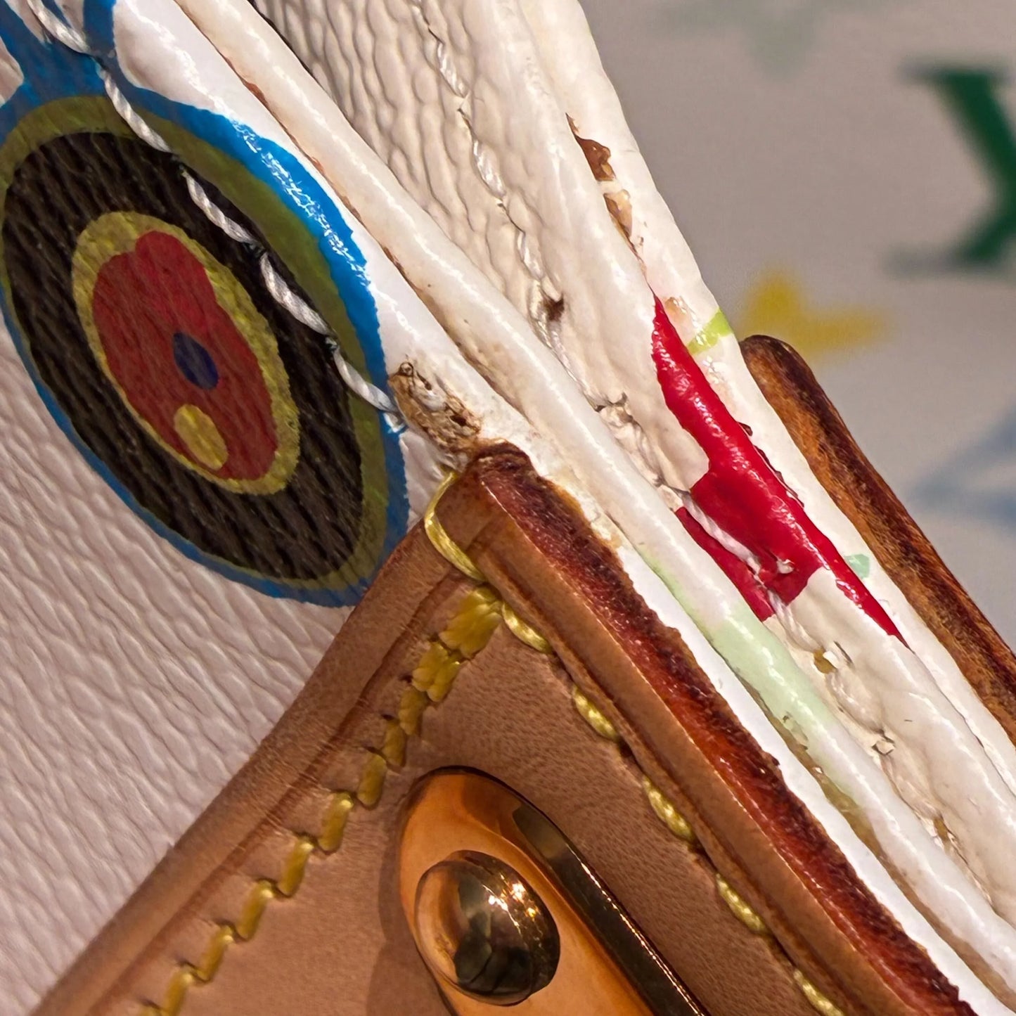 Louis Vuitton 2002 White Eye Love Monogram Sac Gigantic Handbag M92057