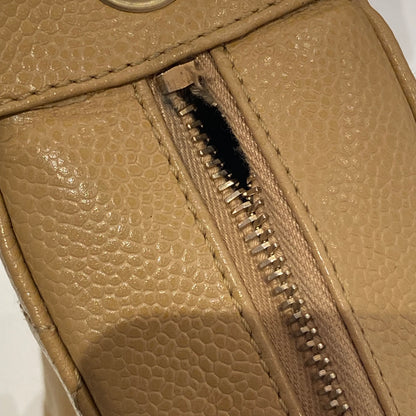 Chanel 2004-2005 Beige Caviar Shoulder Bag