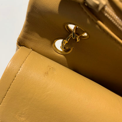 Chanel 1989-1991 Brown Lambskin Medium Classic Double Flap Shoulder Bag