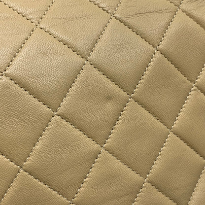Chanel 1989-1991 Beige Lambskin Turnlock Small Full Flap Shoulder Bag