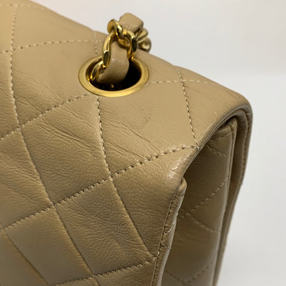 Chanel 1989-1991 Beige Lambskin Turnlock Small Full Flap Shoulder Bag