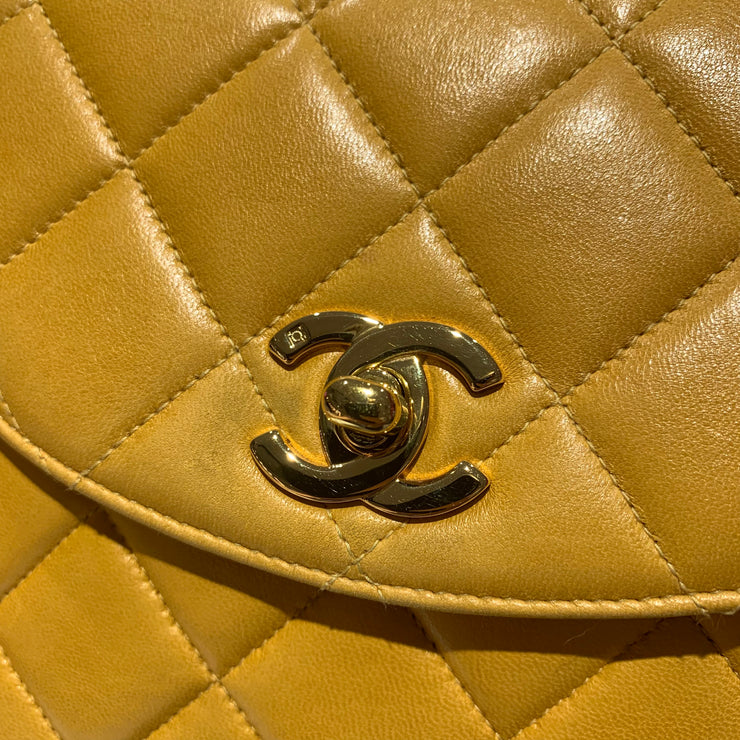 Chanel 1996-1997 Round Flap Handbag Orange Lambskin