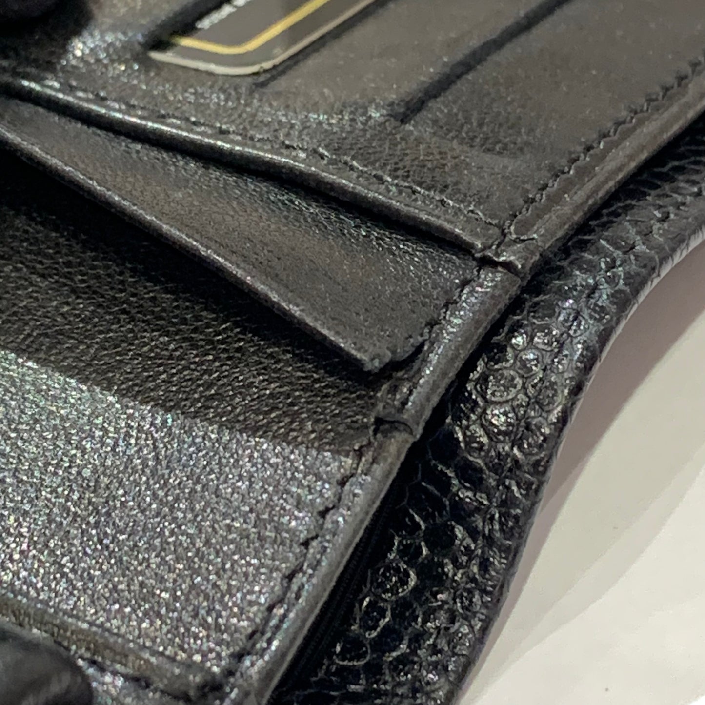 Chanel 1994-1996 Black Caviar Skin Bifold Wallet
