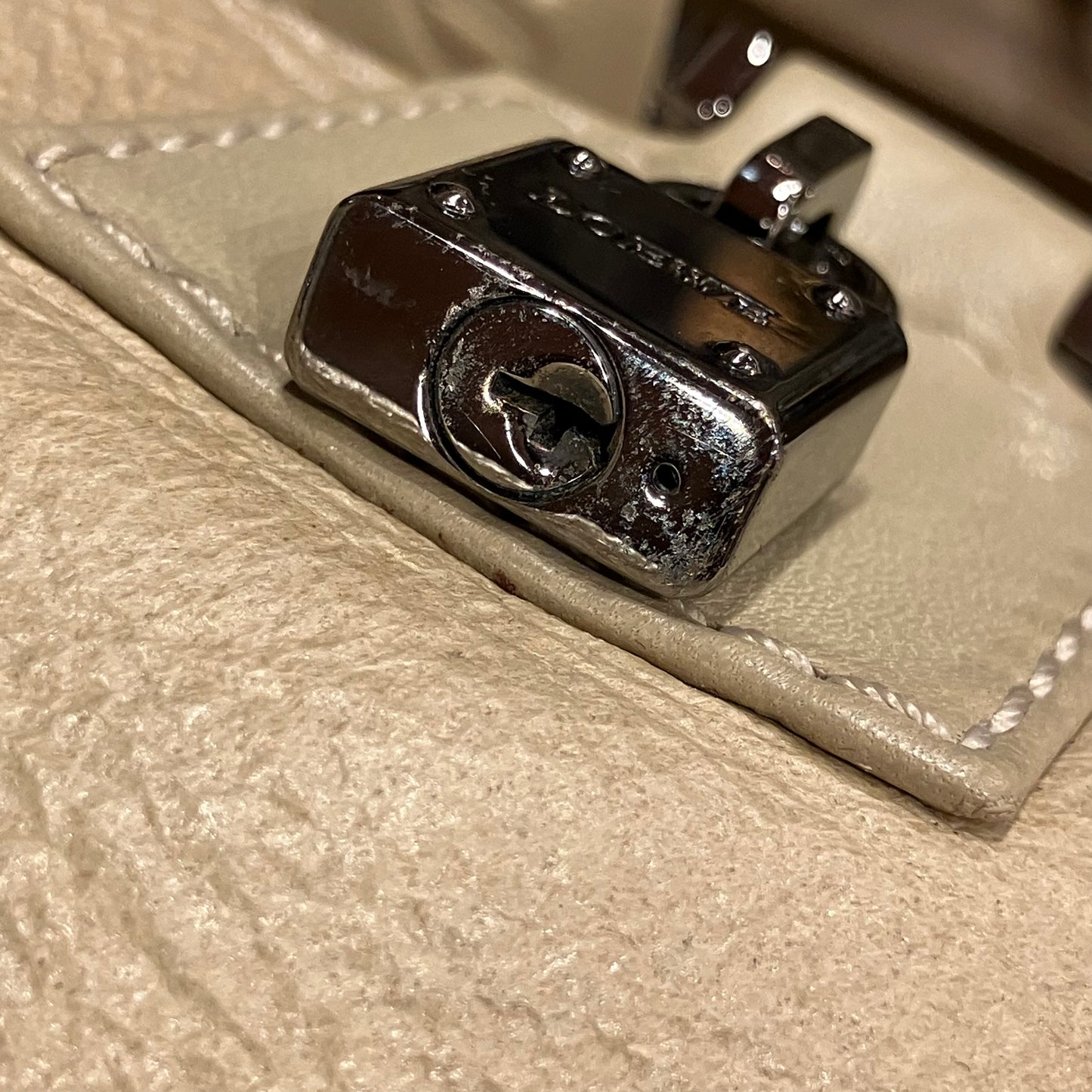 Loewe Beige Mouton Amazona 36 Handbag