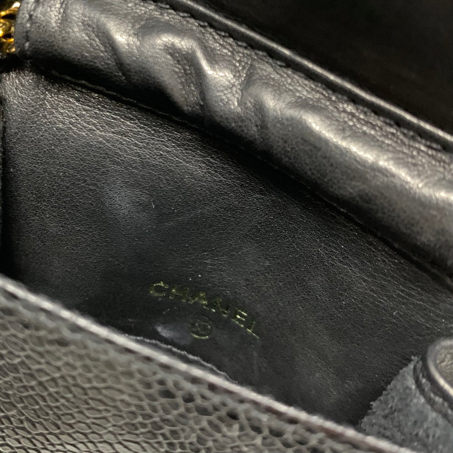 Chanel 1996-1997 Black Caviar Skin Chain Shoulder Bag Pochette Phone Case