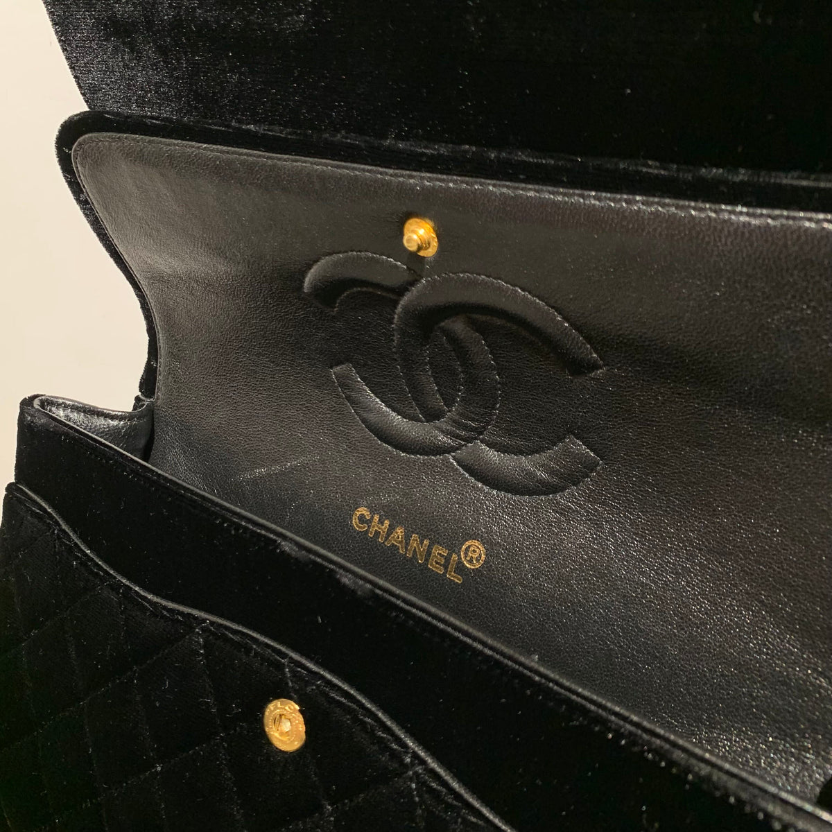 Chanel 1994-1996 Black Velvet Medium Classic Double Flap Shoulder Bag