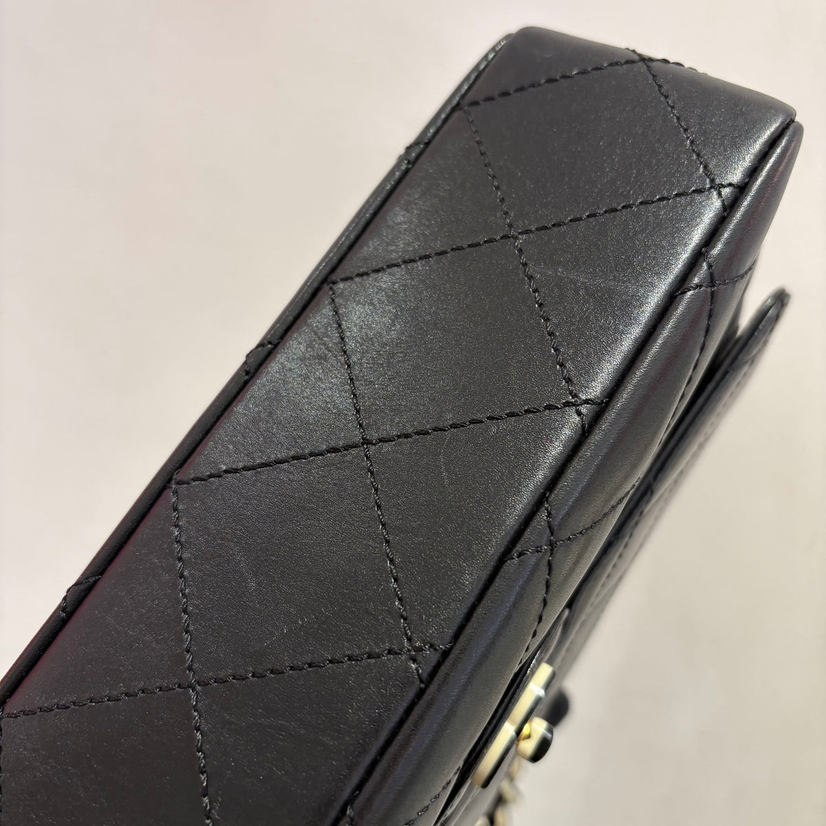 Chanel 2000-2002 Black Lambskin Acrylic Chain Shoulder Bag