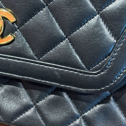 Chanel 1989-1991 Black Lambskin Shoulder Bag