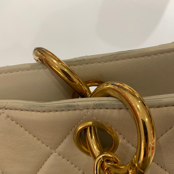 Chanel 1996-1997 Ivory Lambskin Chain Tote Handbag